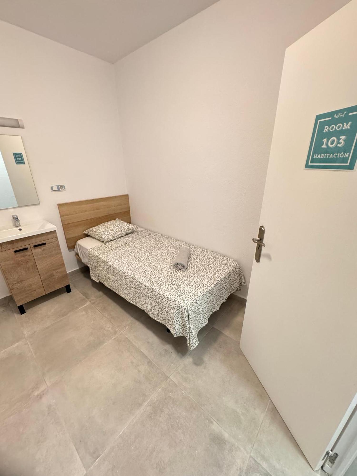 Hostal Cisne Hotel San Antonio  Kültér fotó